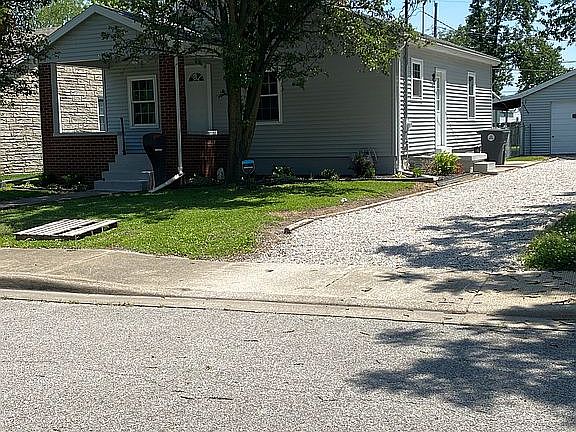 2nd image of 21 N Norman Ave