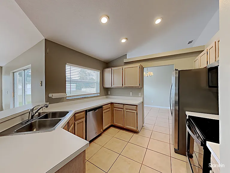5637 Loma Vista Ct — Photo 4