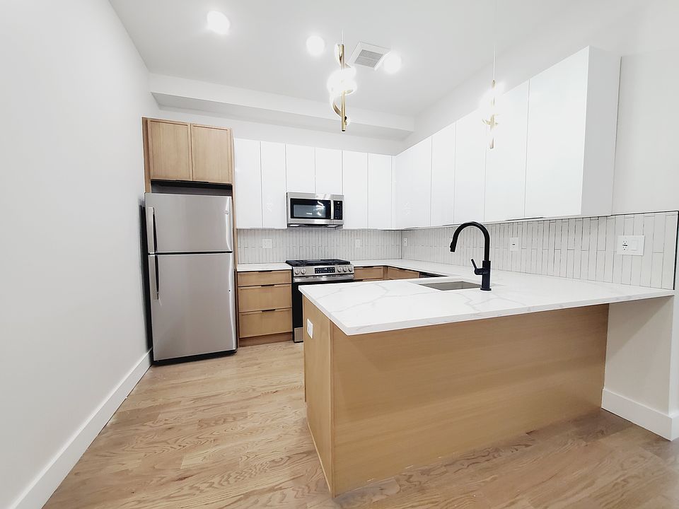 1st image of 40 Lembeck Ave #202E