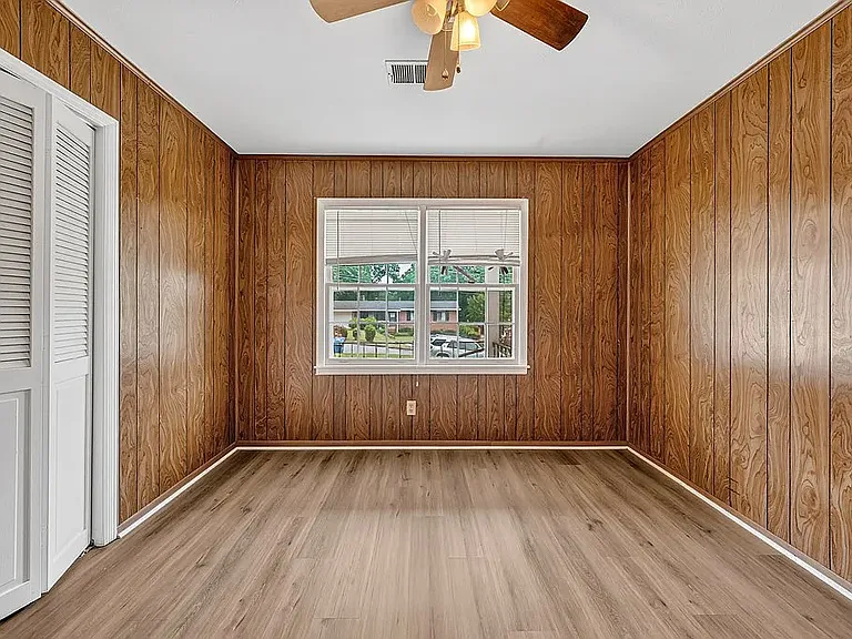 1315 Pagoda Dr — Photo 12
