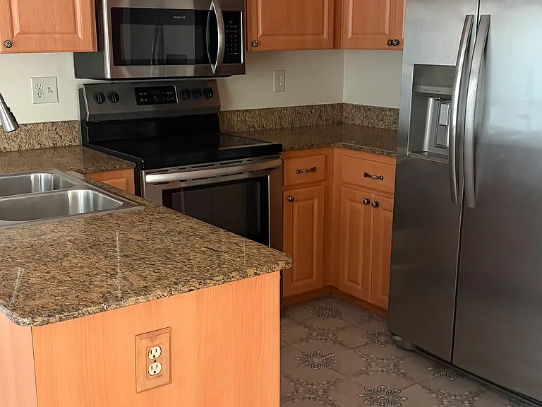 764 Lakewood Dr — Photo 12