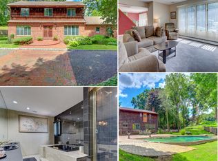 25 Broadoak Ln, Dix Hills, NY 11746