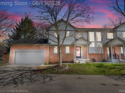 619 Winwood Cir, Walled Lake, MI, 48390