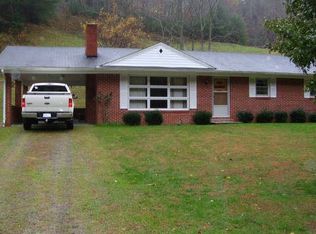 1538 Piney Creek Rd, Lansing, NC 28643