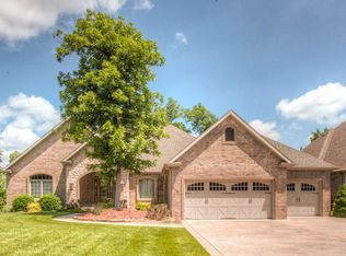 4175 E Gastonbury St, Springfield, MO 65809