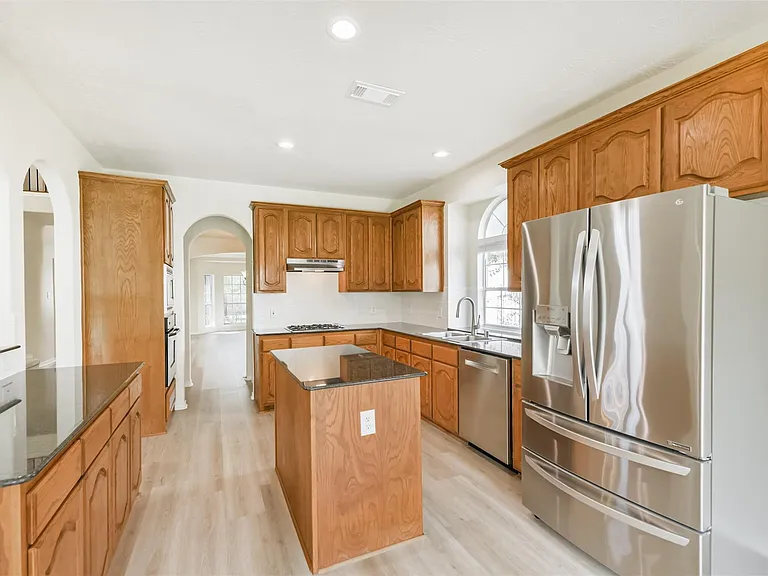 11918 Mariposa Canyon Dr — Photo 15