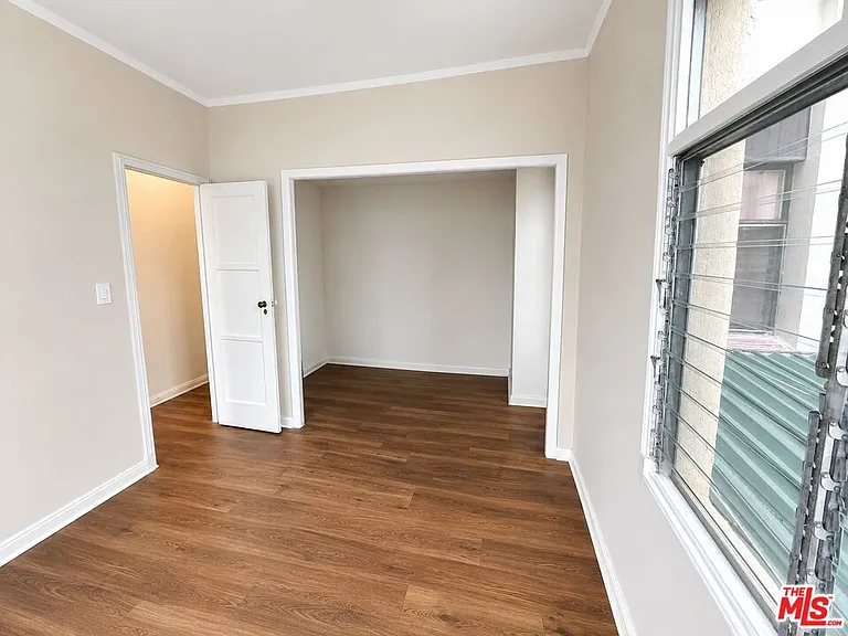 634 S Gramercy Pl #200 — Photo 8