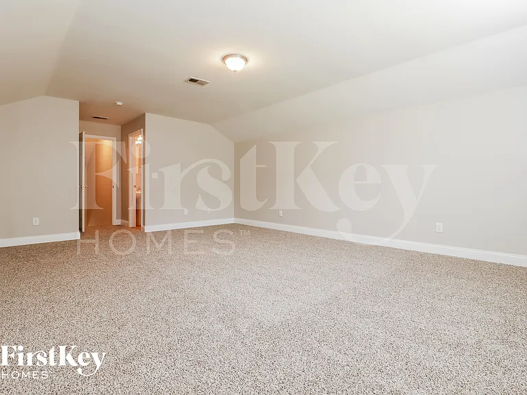 108 Hidden Forest Ct — Photo 9