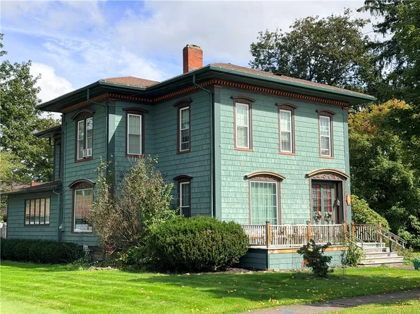 7 E Center St, Andover, NY 14806