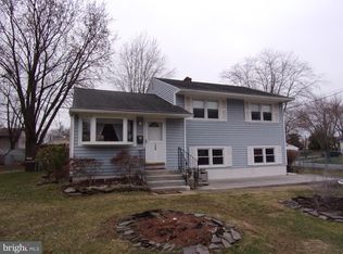 1334 Greenleaf Rd, Wilmington, DE 19805