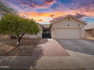 10040 E Paseo, Tucson, AZ 85747