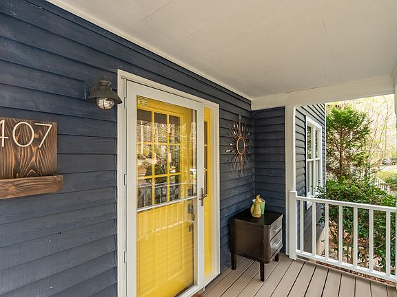 2nd image of 407 Waterside Dr