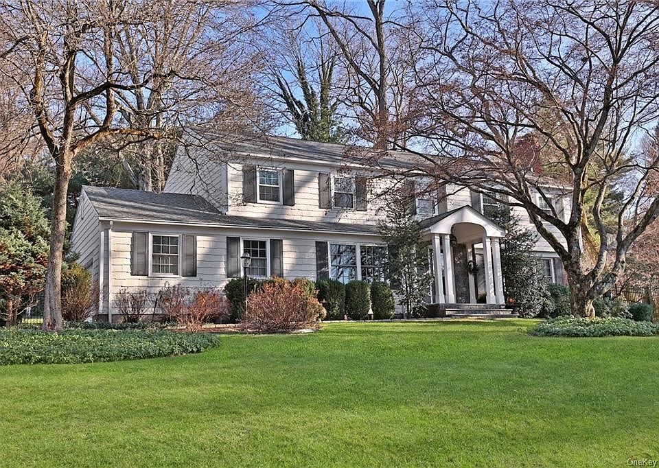 1st image of 33 Creighton Ln