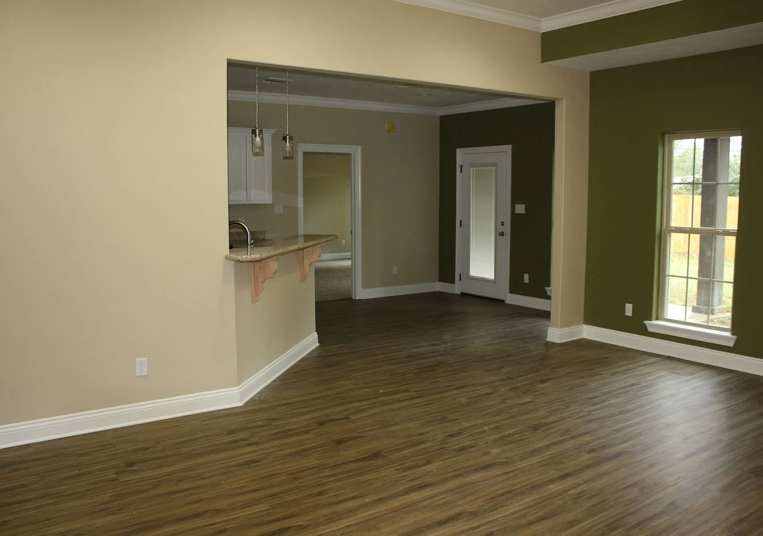 217 Gano Street — Photo 3