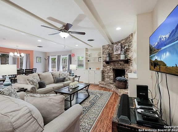 4th image of 8722 Dudley Dr