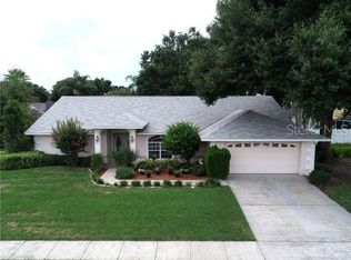 690 Hunters Run Blvd, Lakeland, FL 33809