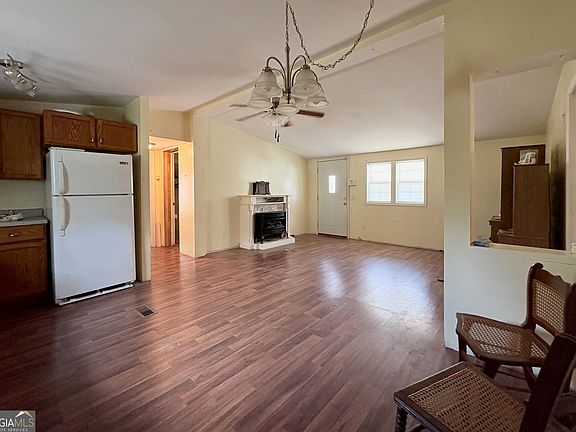 4th image of 346 Quail Run Rd
