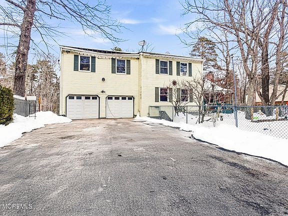 2nd image of 1037 Toms River Road