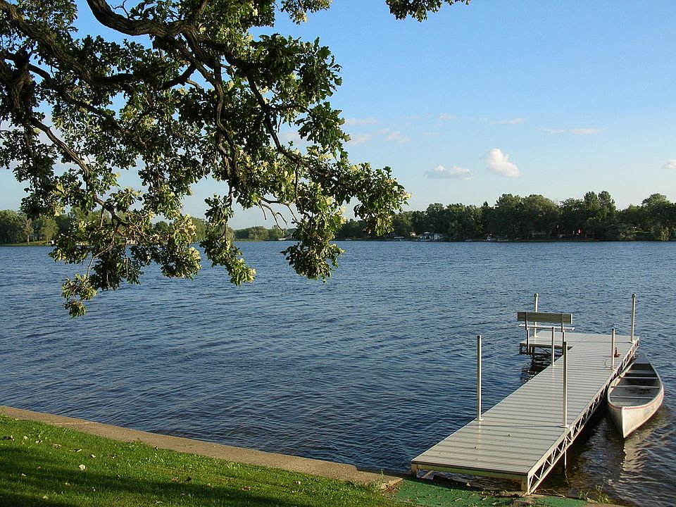 1st image of W1026 N Shore Dr