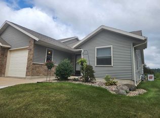 620 Sunset Dr #620, Lodi, WI 53555
