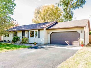 611 9th St, Plover, WI 54467