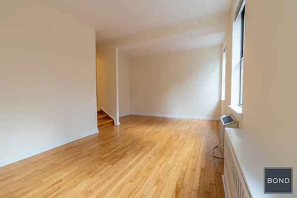 Rented by Bond New York | media 3