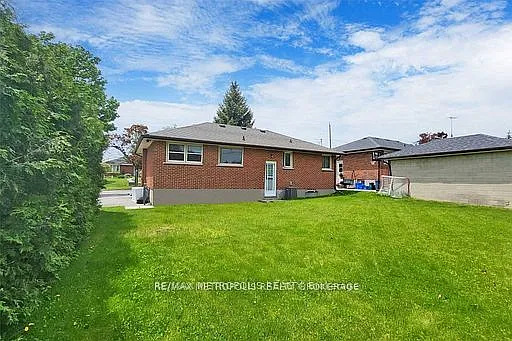 595 Gibbons St #BASEMENT — Photo 20