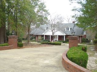109 Ivanhoe Dr, Thomasville, GA 31792