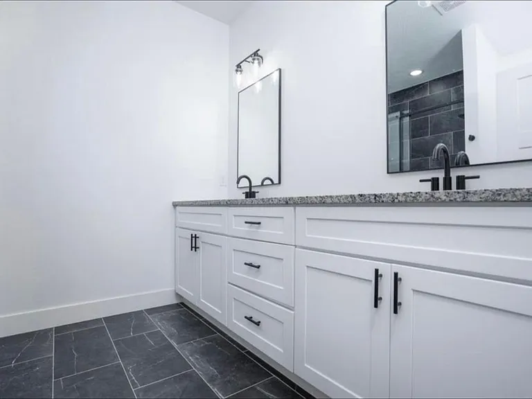 1262 S Birch Ave — Photo 9