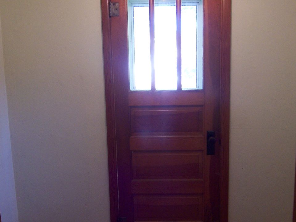 1st image of 311 Lake Ave N