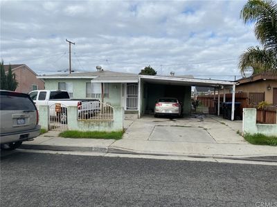 22123 Seine Ave, Hawaiian Gardens, CA, 90716