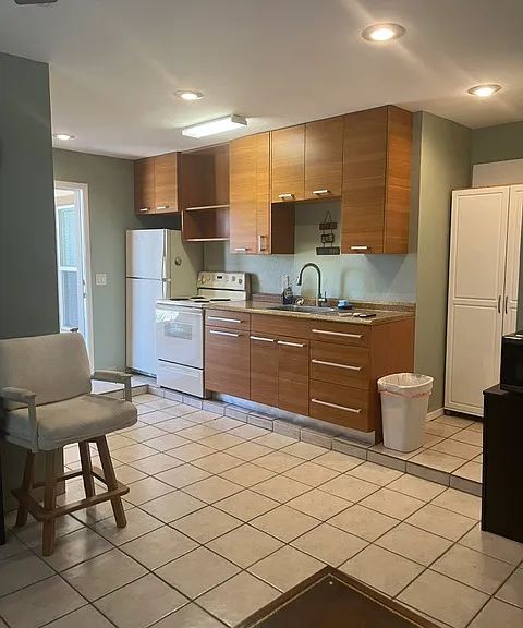 8126 W Dreyfus Dr — Photo 14