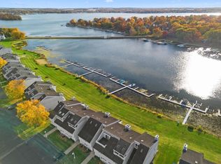 1473 Delavan Club Dr, Delavan, WI 53115