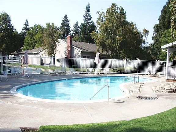 4th image of 5833 Morgan Pl Unit 63