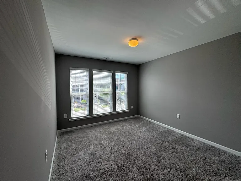 1024 Laceflower Dr — Photo 16