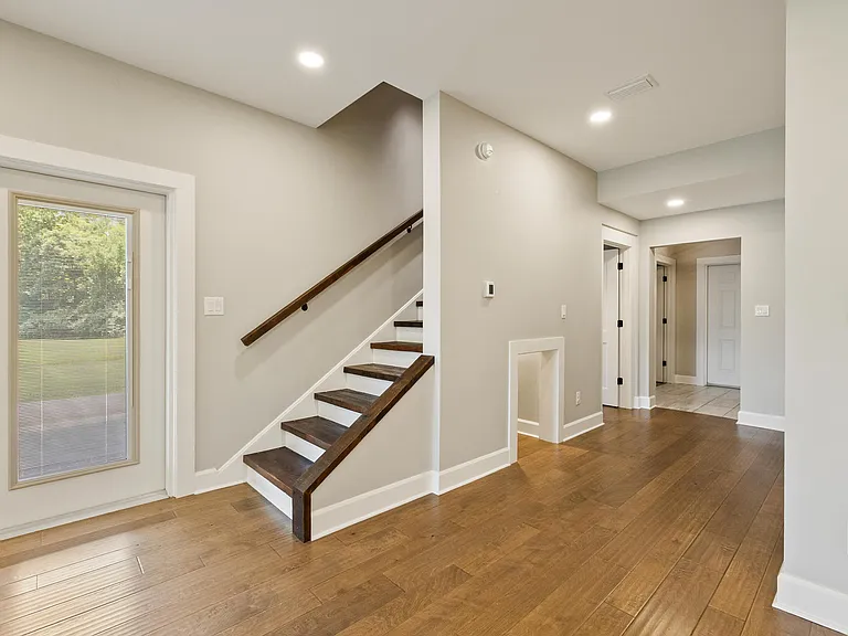 6121 Red Bud Ln — Photo 15