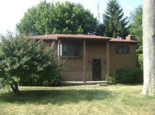 3003 Vienna Rd, Erie, MI 48133