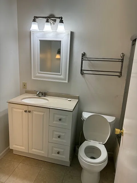 2 bed, 870 sqft, $1,175 — Photo 2