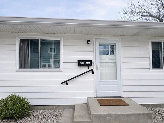 3rd image of 2566 & 2568 Albrecht Ave