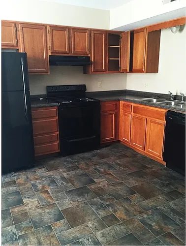 113 W Russell Ave #A Photo 1