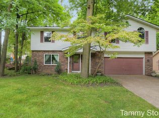 4295 Trojan Dr SW, Wyoming, MI 49519