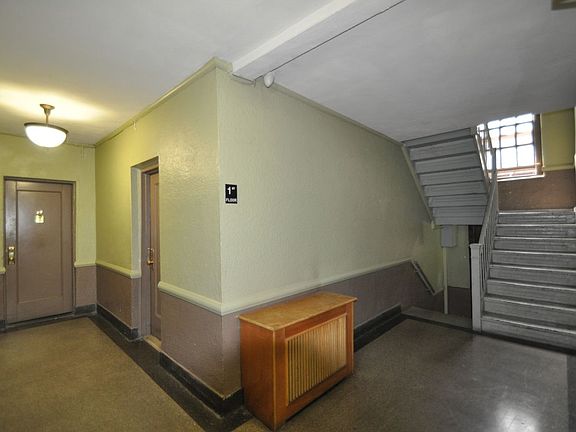 4th image of 3755 77th St APT 5G