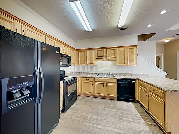 3rd image of 9162 Chastain Pl