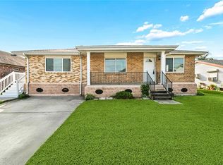 1513 Disney Dr, Metairie, LA 70003