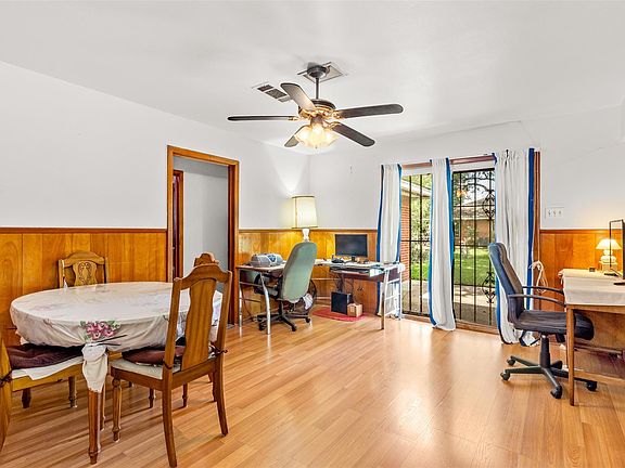 3rd image of 1806 Burke Rd