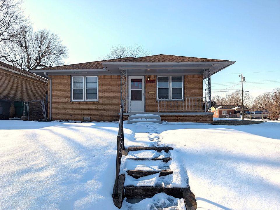 1st image of 2800 NE 17th St