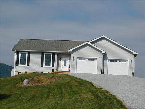 2nd image of 115 Green Hills Farm Dr
