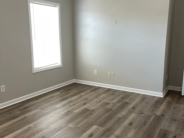 166 Rosemont Ct — Photo 26