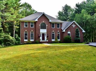 132 Kendall Hill Rd, Sterling, MA 01564