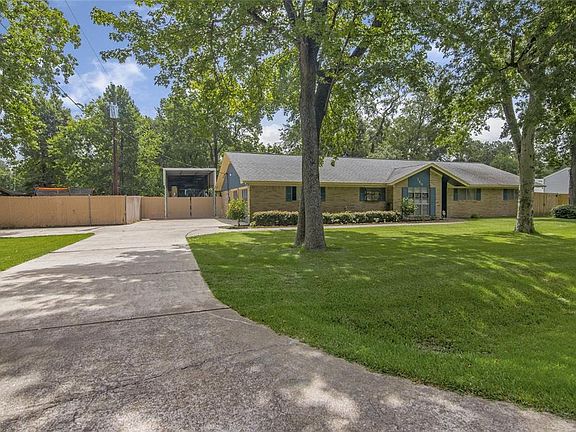 4th image of 120 Lone Oak Dr